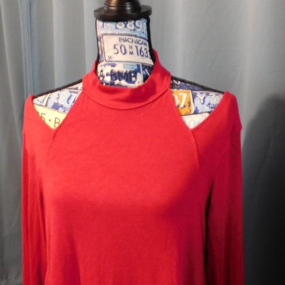 Free people red mock neck cold shoulder long sleeve top. - Picture 2 of 4